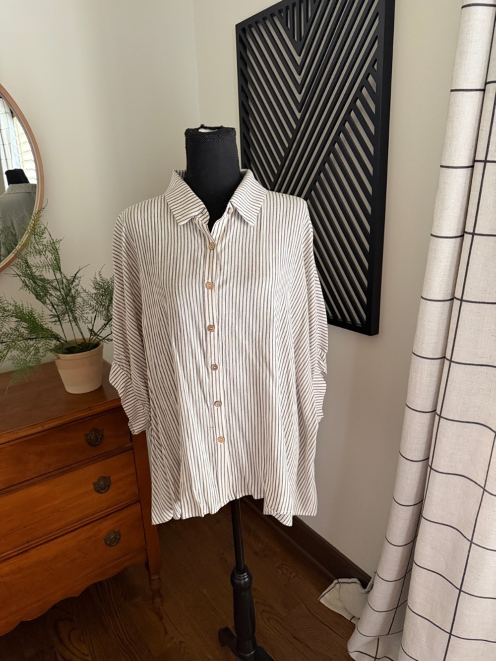 eesome oversized poncho top medium